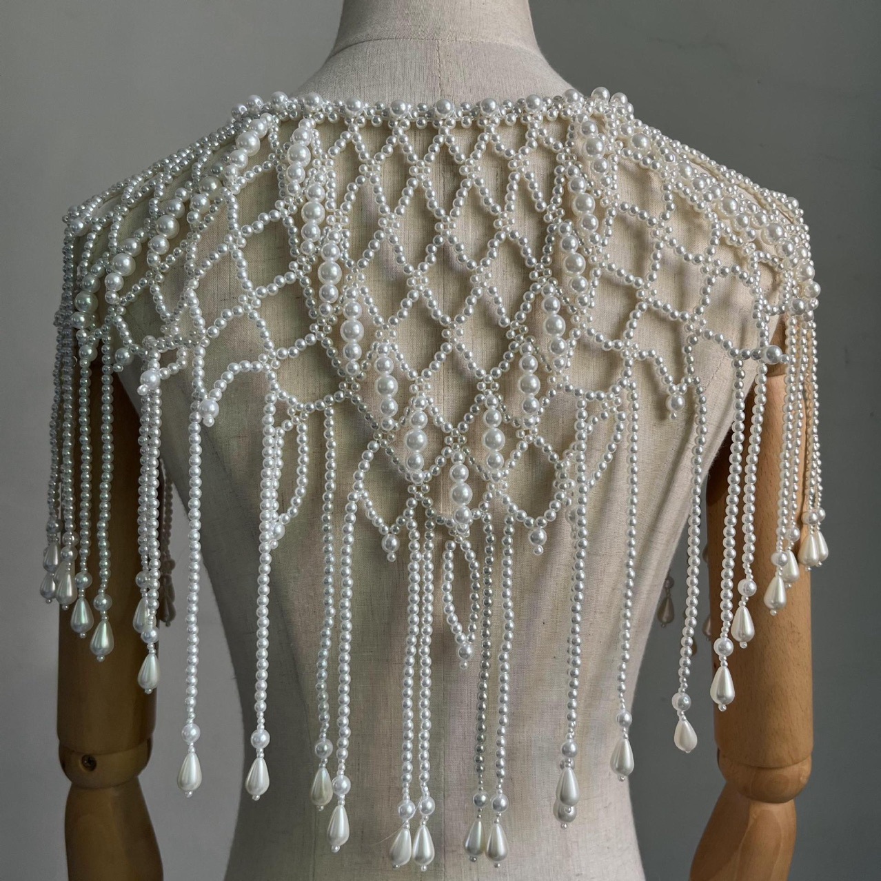 Handmade Pearl Layered Body Ch - огляд і ціна Pearl Trim Chain