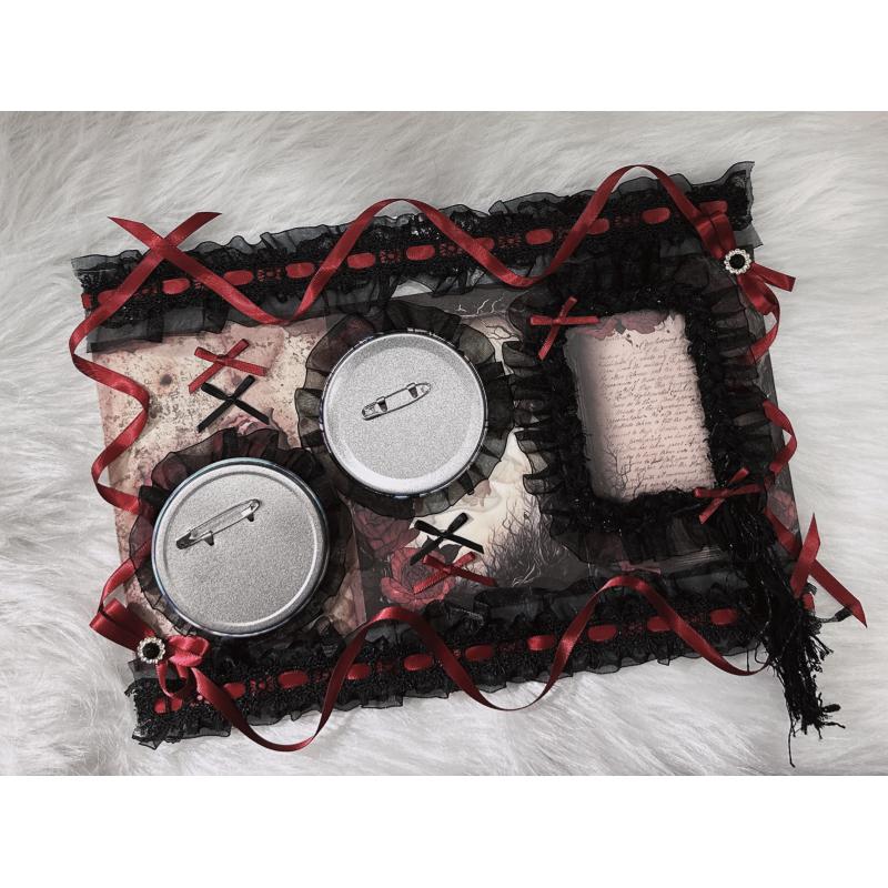 Gothic Black Red Card Holder I - огляд і ціна Organza Ribbon Spool